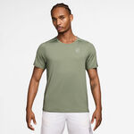 Vêtements Nike Nike Court Dri-FIT Advantage T-shirt Hommes - vert olive, 