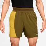 V&ecirc;tements de tennis Nike Nike Jannik Sinner Court Dri-Fit Slam Shorts Hommes-vert olive