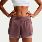 V&ecirc;tements Nike Nike Swift 2in1 Short de running Femmes - marron, violet