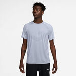 Vêtements Nike Nike Stride Tee Maillot de course Hommes-gris, gris